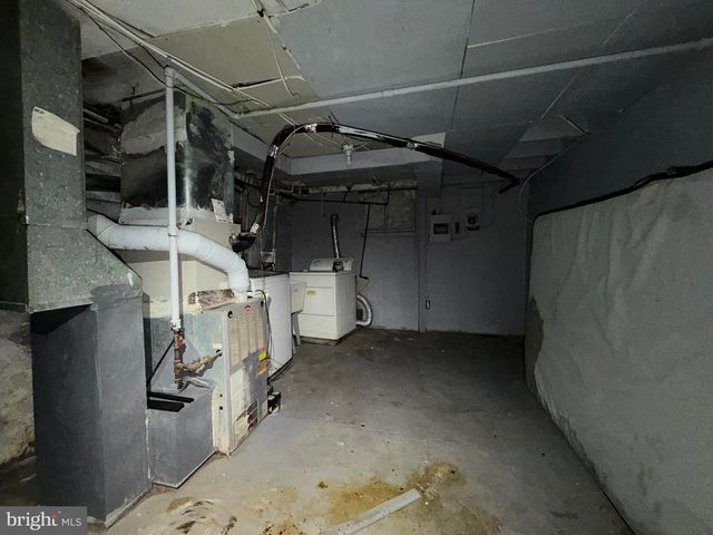 3534 E FAIRMOUNT AVE, Baltimore, MD 21224