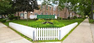 224-20 Kingsbury Avenue B, Oakland Gardens, NY 11364