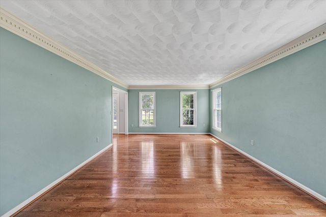 341 Sommersby LN, Troutville, VA 24175