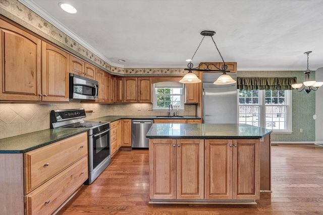 341 Sommersby LN, Troutville, VA 24175