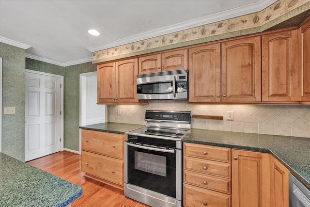 341 Sommersby LN, Troutville, VA 24175