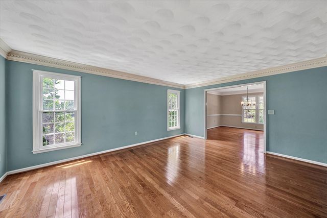 341 Sommersby LN, Troutville, VA 24175