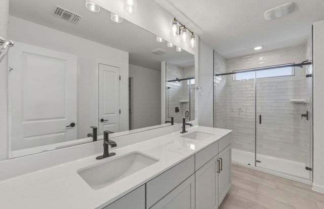 113 Ventura DR, Liberty Hill, TX 78642