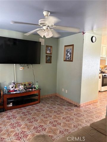 5542 Sun Lane, Bell Gardens, CA 90201