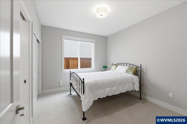5963 Evangelista St S, Salem, OR 97306