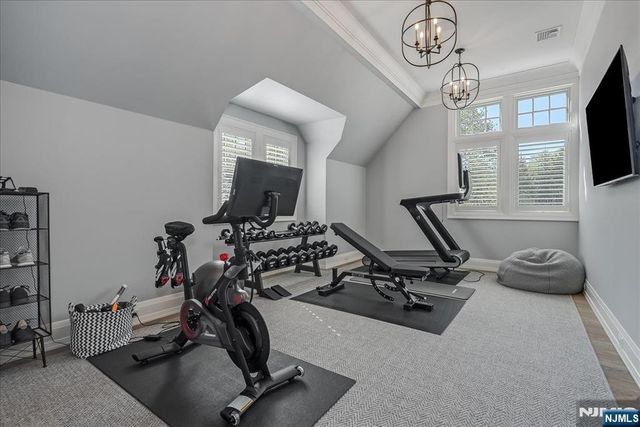 555 Miller Court, Wyckoff, NJ 07481