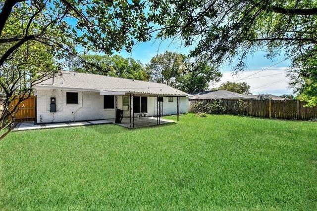 2404 Oaks Drive, Pasadena, TX 77502