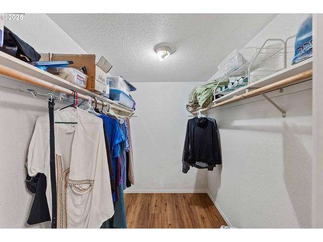 925 CHICKSES Dr, Coos Bay, OR 97420