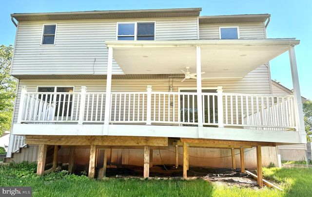 6081 LONG POND DR, Birdsboro, PA 19508