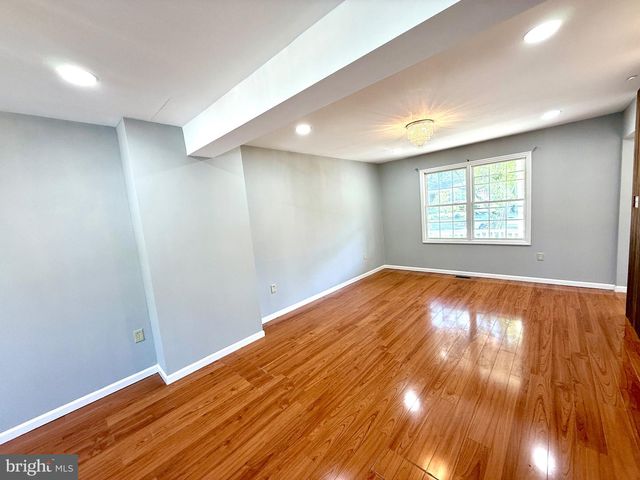 6081 LONG POND DR, Birdsboro, PA 19508