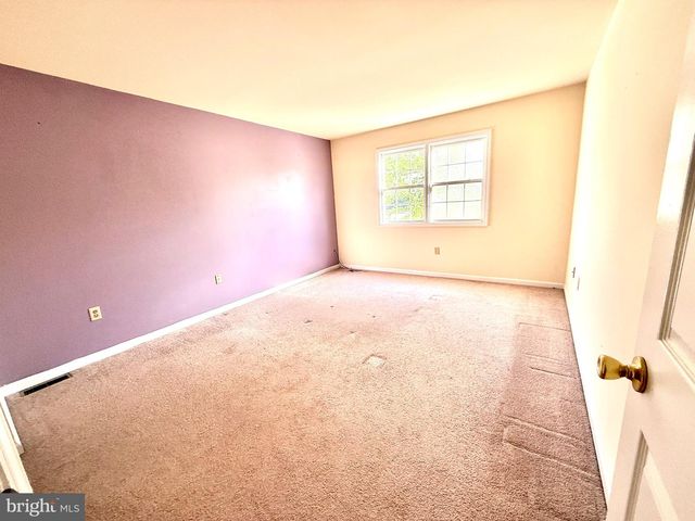 6081 LONG POND DR, Birdsboro, PA 19508