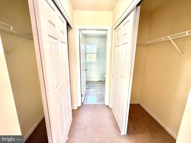 6081 LONG POND DR, Birdsboro, PA 19508