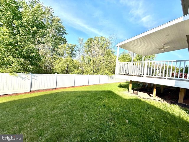 6081 LONG POND DR, Birdsboro, PA 19508