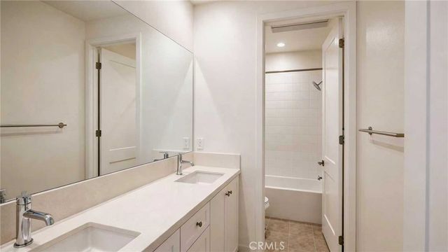 116 Eversedge, Irvine, CA 92618