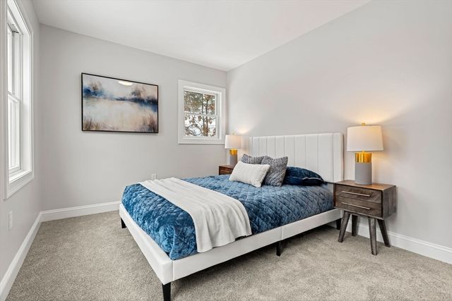 15 Tenth St, Tewksbury, MA 01876