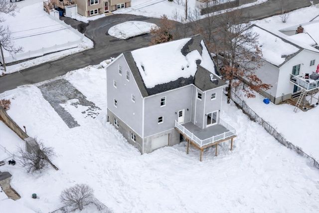 15 Tenth St, Tewksbury, MA 01876