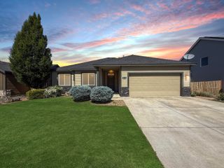2773 SW 50th Street, Redmond, OR 97756