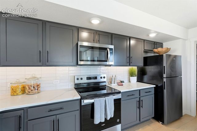 8760 Naperville Heights, Colorado Springs, CO 80908