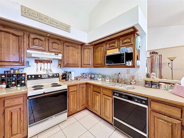 1681 E SPRING RIDGE CIRCLE, Winter Garden, FL 34787