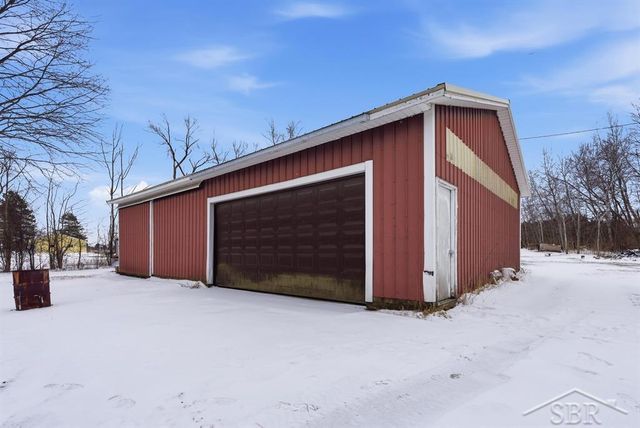 2177 W Knox Road, Beaverton, MI 48612