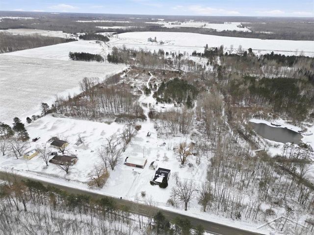 2177 W Knox Road, Beaverton, MI 48612