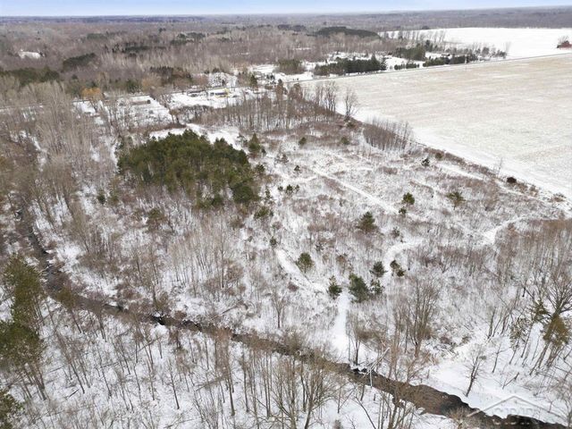 2177 W Knox Road, Beaverton, MI 48612