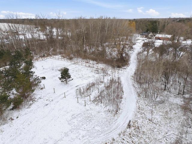 2177 W Knox Road, Beaverton, MI 48612