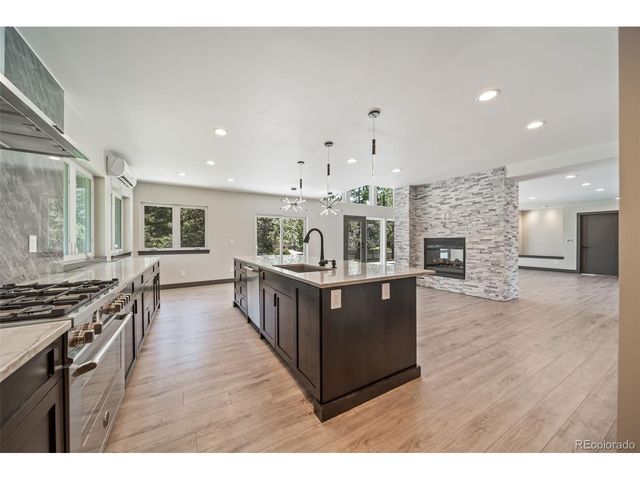 1400 Lodge Ln, Boulder, CO 80303