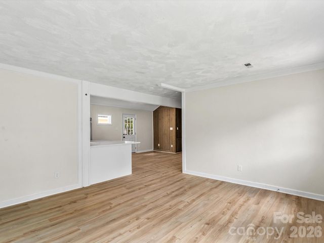 5312 Larewood Drive, Charlotte, NC 28215