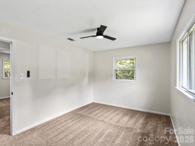 5312 Larewood Drive, Charlotte, NC 28215