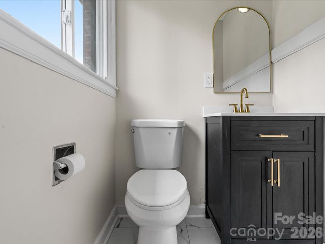 5312 Larewood Drive, Charlotte, NC 28215