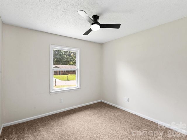 5312 Larewood Drive, Charlotte, NC 28215