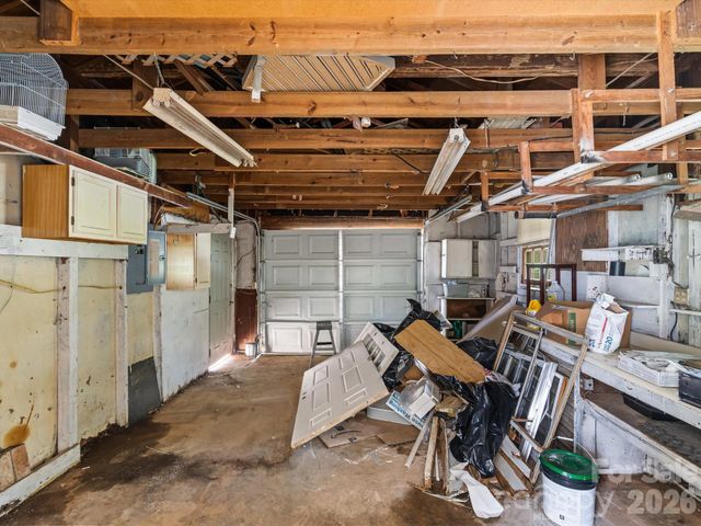 5312 Larewood Drive, Charlotte, NC 28215