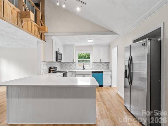 5312 Larewood Drive, Charlotte, NC 28215