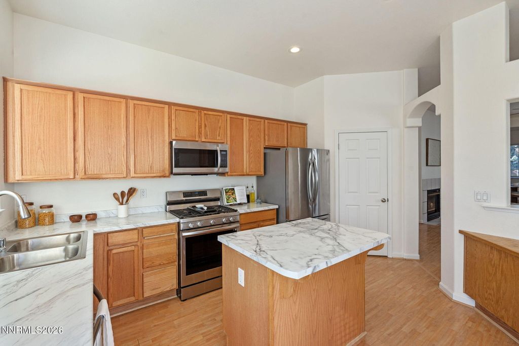 Image 18 of property listing at 5540 Daybreak Drive, Reno, NV 89523