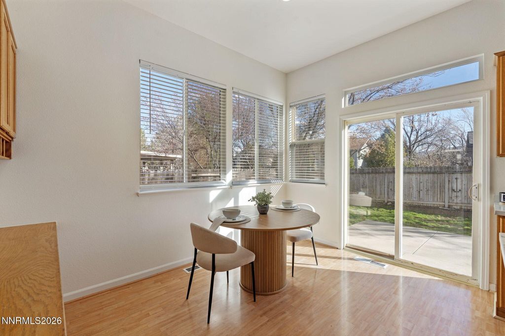 Image 24 of property listing at 5540 Daybreak Drive, Reno, NV 89523