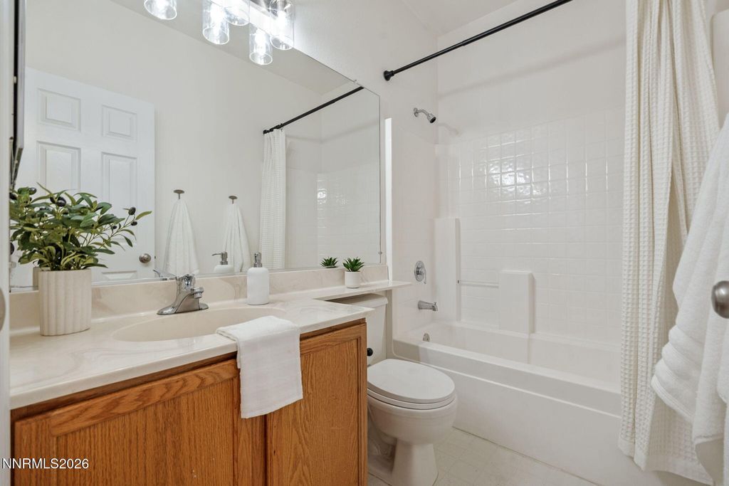 Image 30 of property listing at 5540 Daybreak Drive, Reno, NV 89523