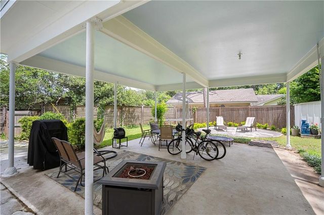 4530 Kingsway Drive, Mobile, AL 36608