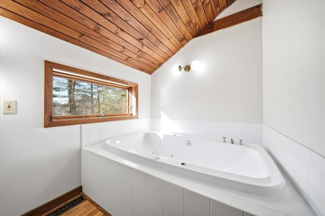 105 Middle Road, Brentwood, NH 03833