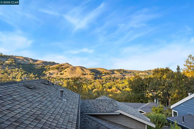 961 Oak View Cir, Lafayette, CA 94549