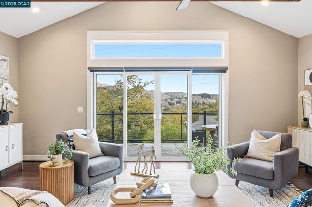 961 Oak View Cir, Lafayette, CA 94549