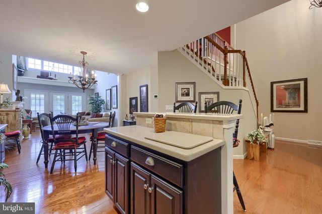 128 FIELDCREST LN, Ephrata, PA 17522