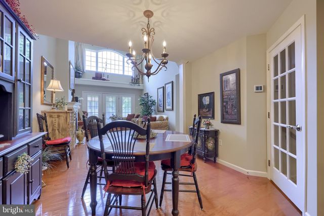 128 FIELDCREST LN, Ephrata, PA 17522