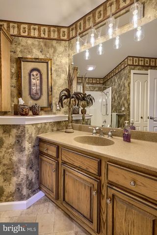 128 FIELDCREST LN, Ephrata, PA 17522