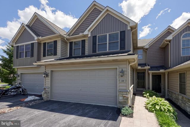 128 FIELDCREST LN, Ephrata, PA 17522
