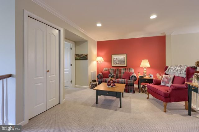 128 FIELDCREST LN, Ephrata, PA 17522