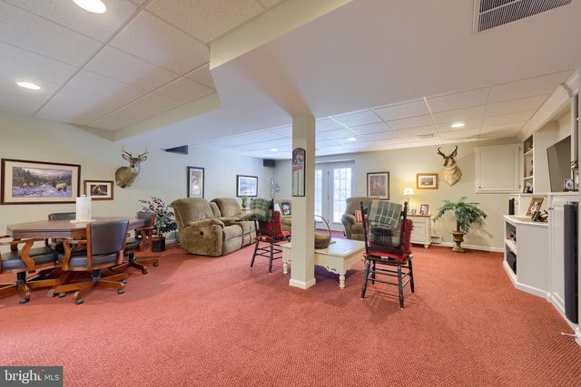 128 FIELDCREST LN, Ephrata, PA 17522