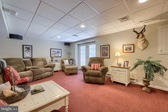128 FIELDCREST LN, Ephrata, PA 17522