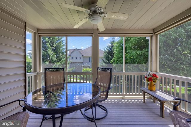 128 FIELDCREST LN, Ephrata, PA 17522