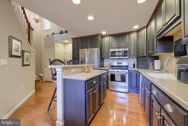 128 FIELDCREST LN, Ephrata, PA 17522
